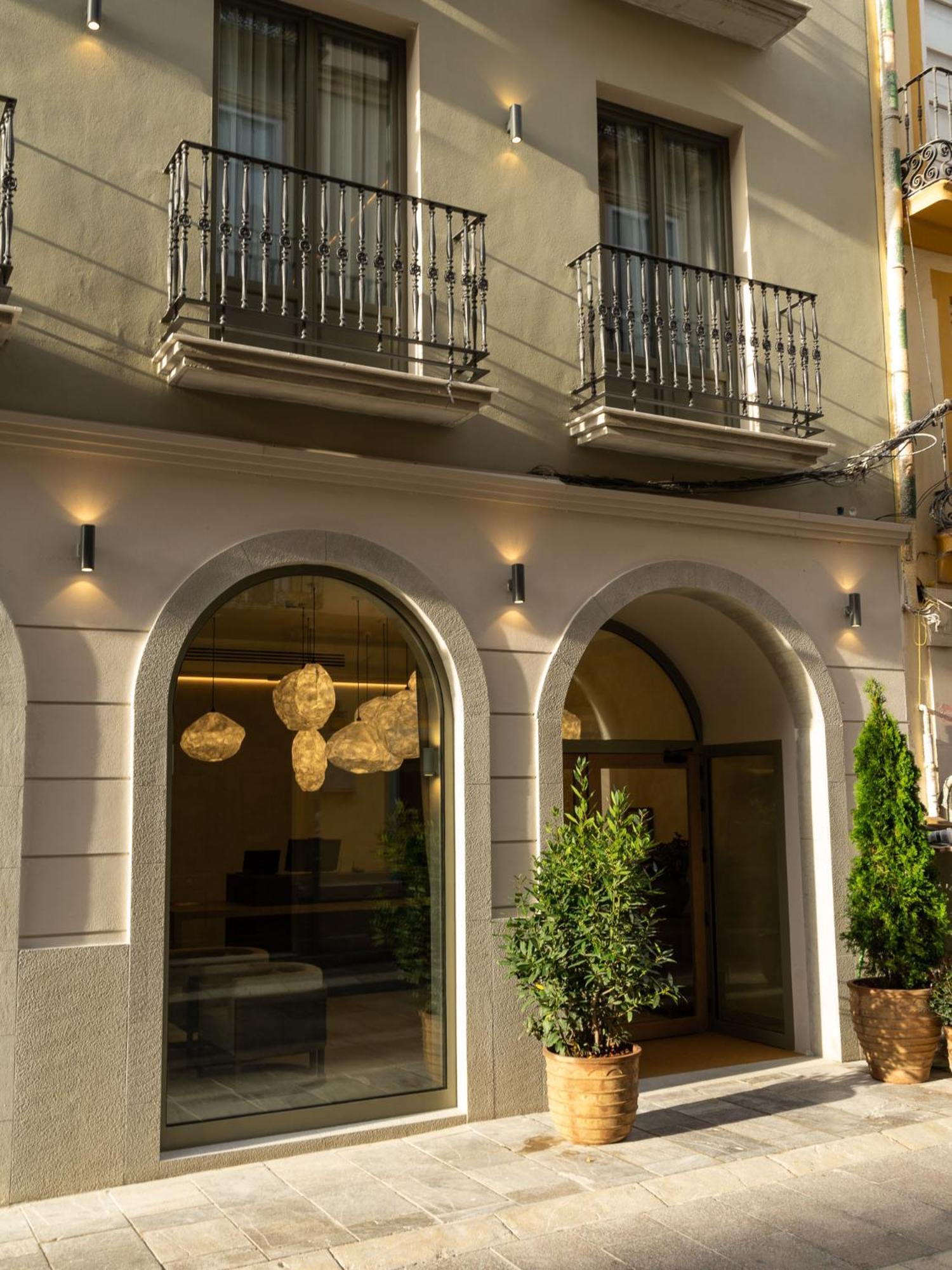 Hotel Well And Come Malaga Bagian luar foto