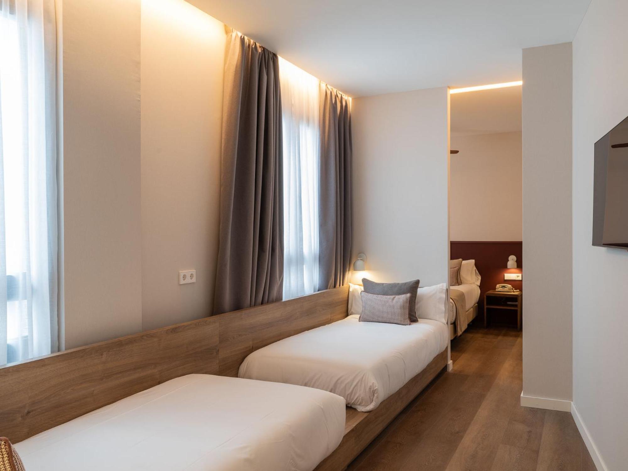Hotel Well And Come Malaga Ruang foto